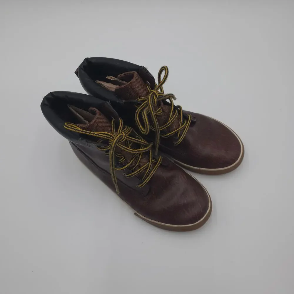 Hanna Andersson Sune Vulcanized Boot in Brown Size 4